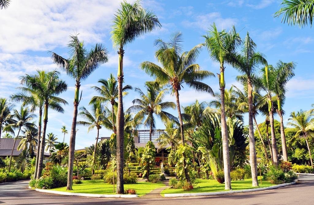 The Warwick Fiji Otel Korolevu  Dış mekan fotoğraf The University of the South Pacific, the largest university in the South Pacific
